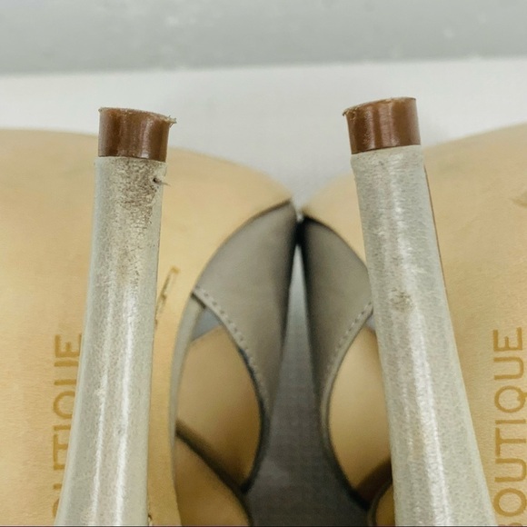 Boutique 9 size 7.5 Thomsina Gray Leather 4.5 inch Heels - Picture 13 of 16